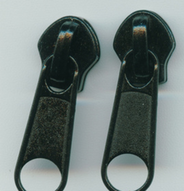 五金拉鏈水性烤漆應(yīng)用 五金拉鏈水性烤漆應(yīng)用